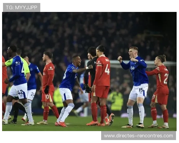 利物浦关键战表现崩盘，防守稳定性面临严峻考验