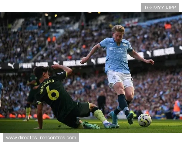 曼城的冠军之路:阵容冲突与战术管理危机背后的豪门崛起 曼城的冠军之路:阵容冲突与战术管理危机背后的豪门崛起